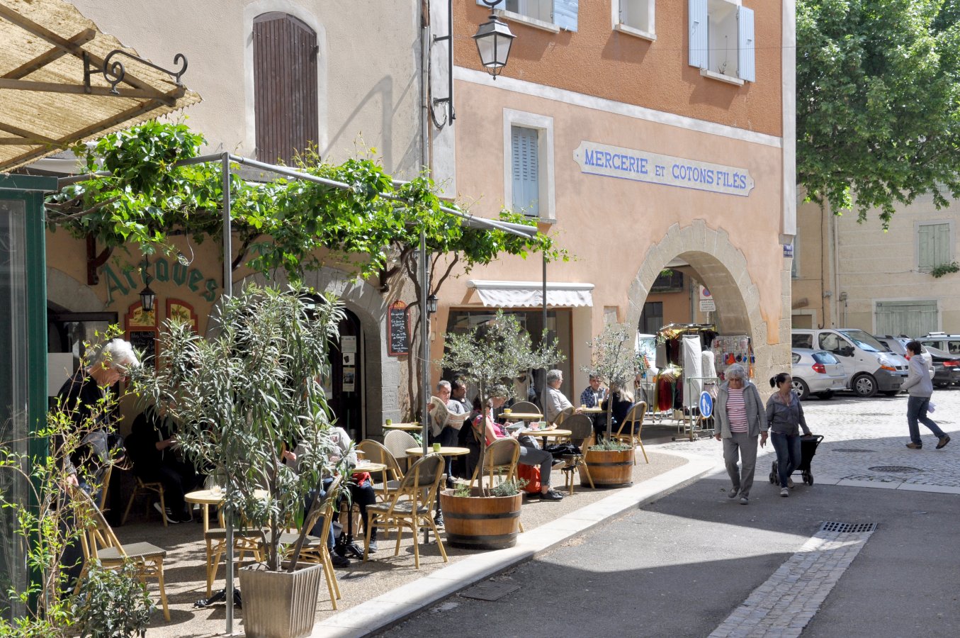 BuislesBaronnies  Village de Les Baronnies