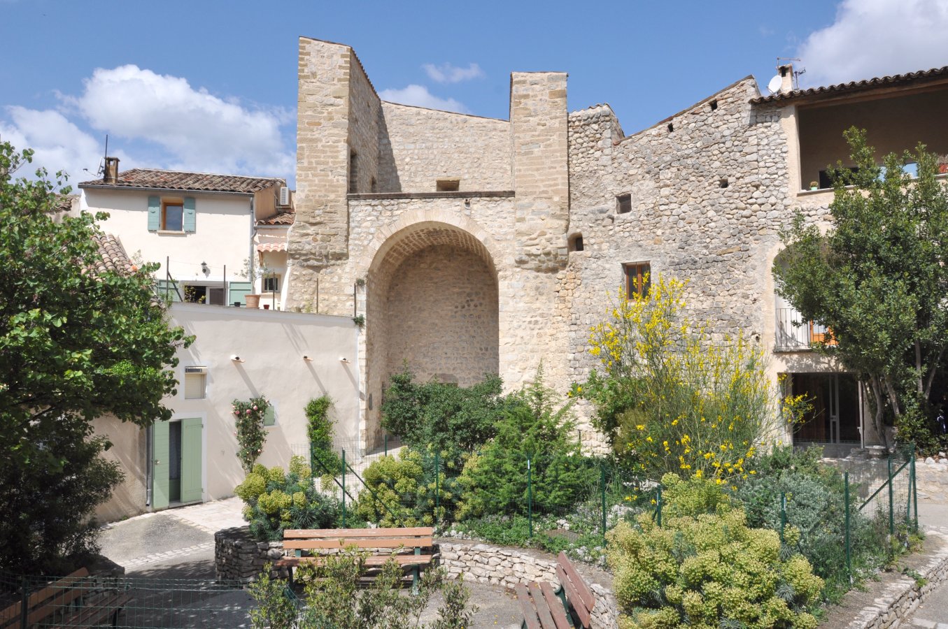 BuislesBaronnies  Village de Les Baronnies